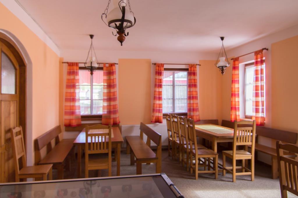 Ubytovna Pod Hrazi Vyssi Brod Exterior photo